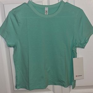 Lululemon classic fit cotton blend Tee
